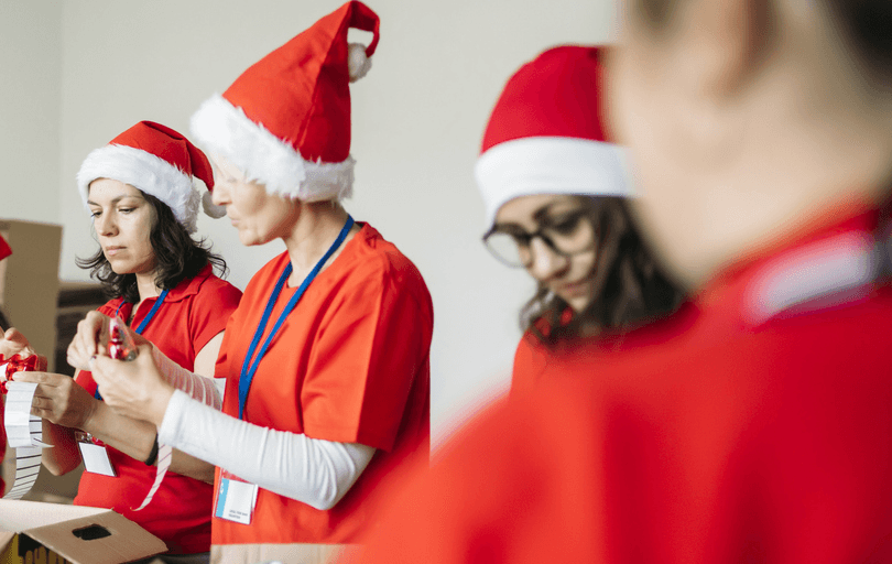 Volunteering to bring festive cheer